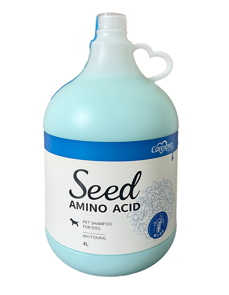 Pet Shampoo With Seed Extracts And Amino Acids For Coat Care