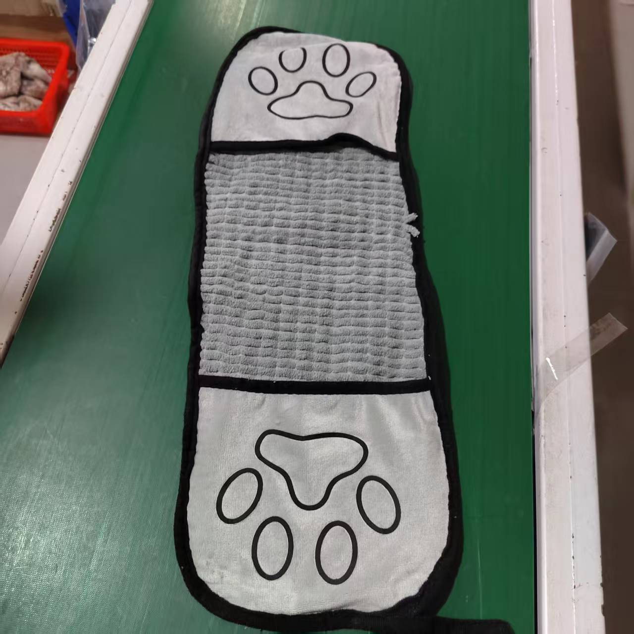 Ultra-thin Water-Absorbent Towel For Cats And Pets